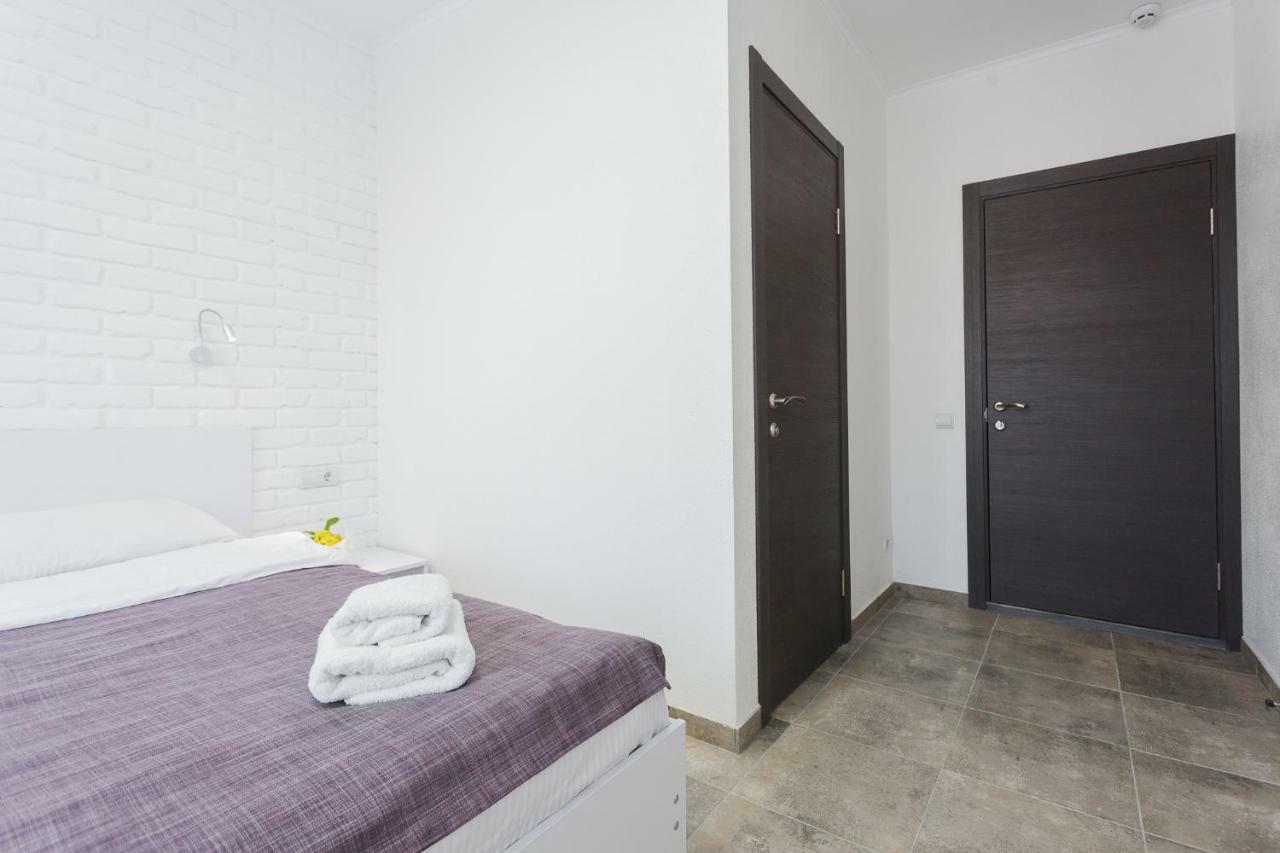 SkyHome na Nauky Kijów Zewnętrze zdjęcie